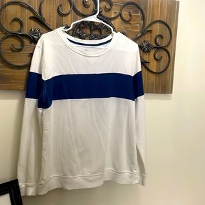 St. John’s Bay - Size L Sweatshirt